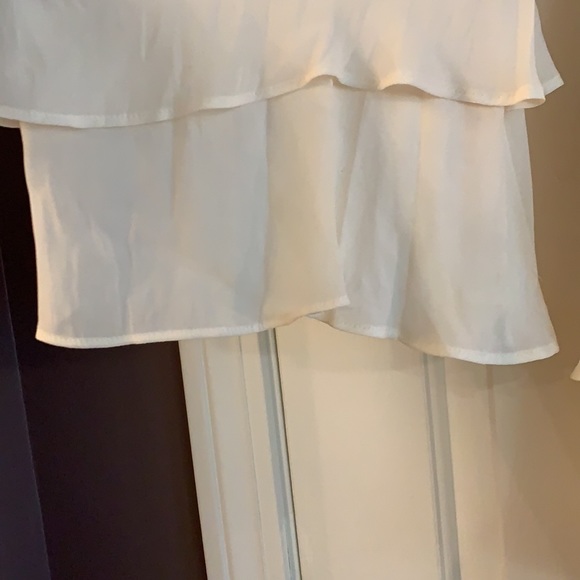 Ruffle bathingsuit cover up - Picture 4 of 6